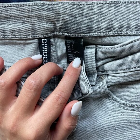 Zara Womens Low Rise Bootcut Jeans - Picture 3 of 3